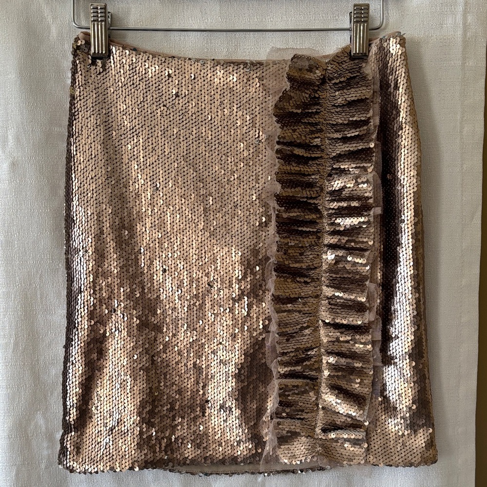 Elegant Sequin Mini Skirt with Ruffle Detail